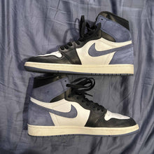 Load image into Gallery viewer, Pre-Owned Air Jordan 1 Retro High OG 'Best Hand in the Game - Blue Moon' - photo 2