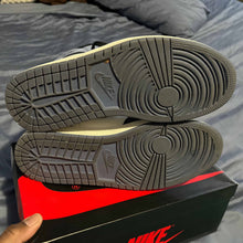 Load image into Gallery viewer, Pre-Owned Air Jordan 1 Retro High OG 'Best Hand in the Game - Blue Moon' - photo 5
