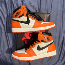 Load image into Gallery viewer, Pre-Owned Air Jordan 1 Retro High OG 'Shattered Backboard Away' - photo 1