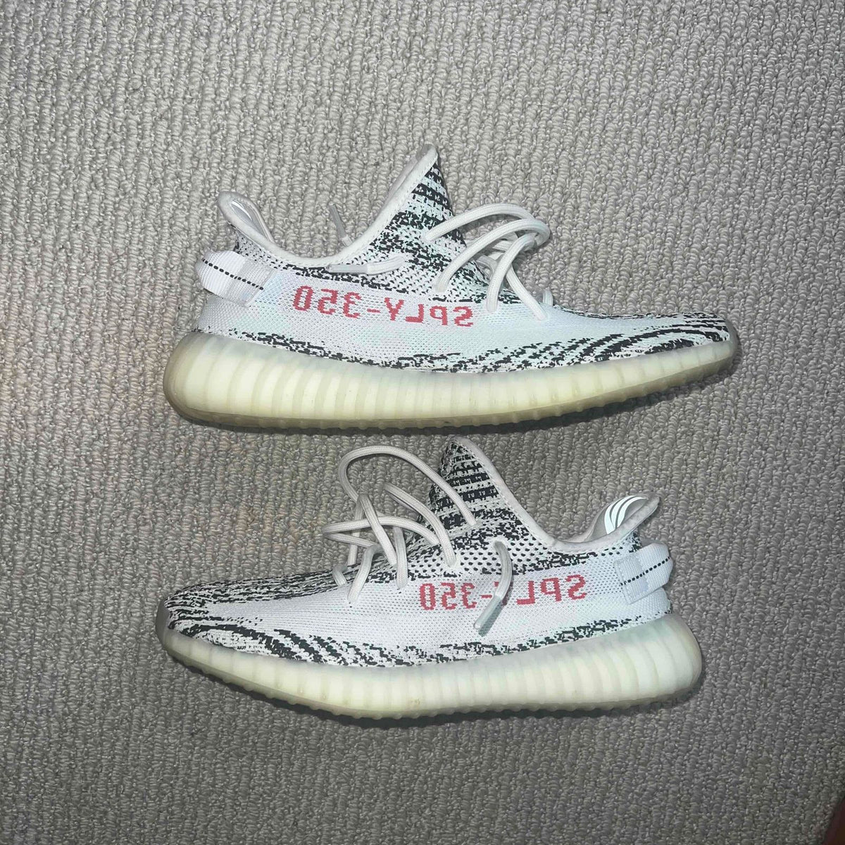 Pre-Owned adidas Yeezy Boost 350 V2 'Zebra' 2022/2023 - photo 1