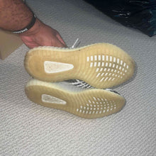 Load image into Gallery viewer, Pre-Owned adidas Yeezy Boost 350 V2 'Zebra' 2022/2023 - photo 5