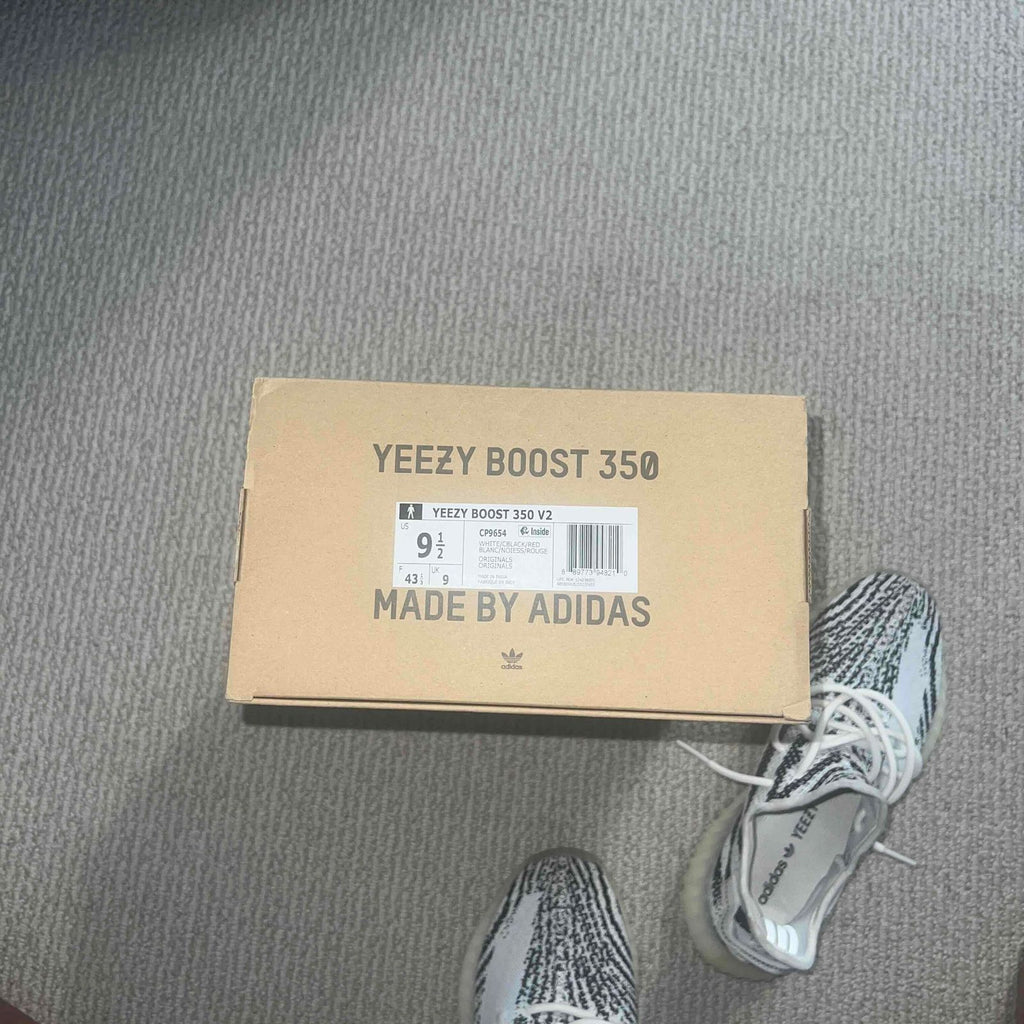 Pre-Owned adidas Yeezy Boost 350 V2 'Zebra' 2022/2023 - photo 6