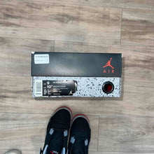 Load image into Gallery viewer, Pre-Owned Air Jordan 4 Retro OG 'Bred' 2019 - photo 6