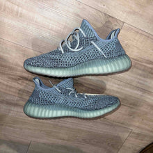 Load image into Gallery viewer, Pre-Owned adidas Yeezy Boost 350 V2 'Ash Blue' - photo 2