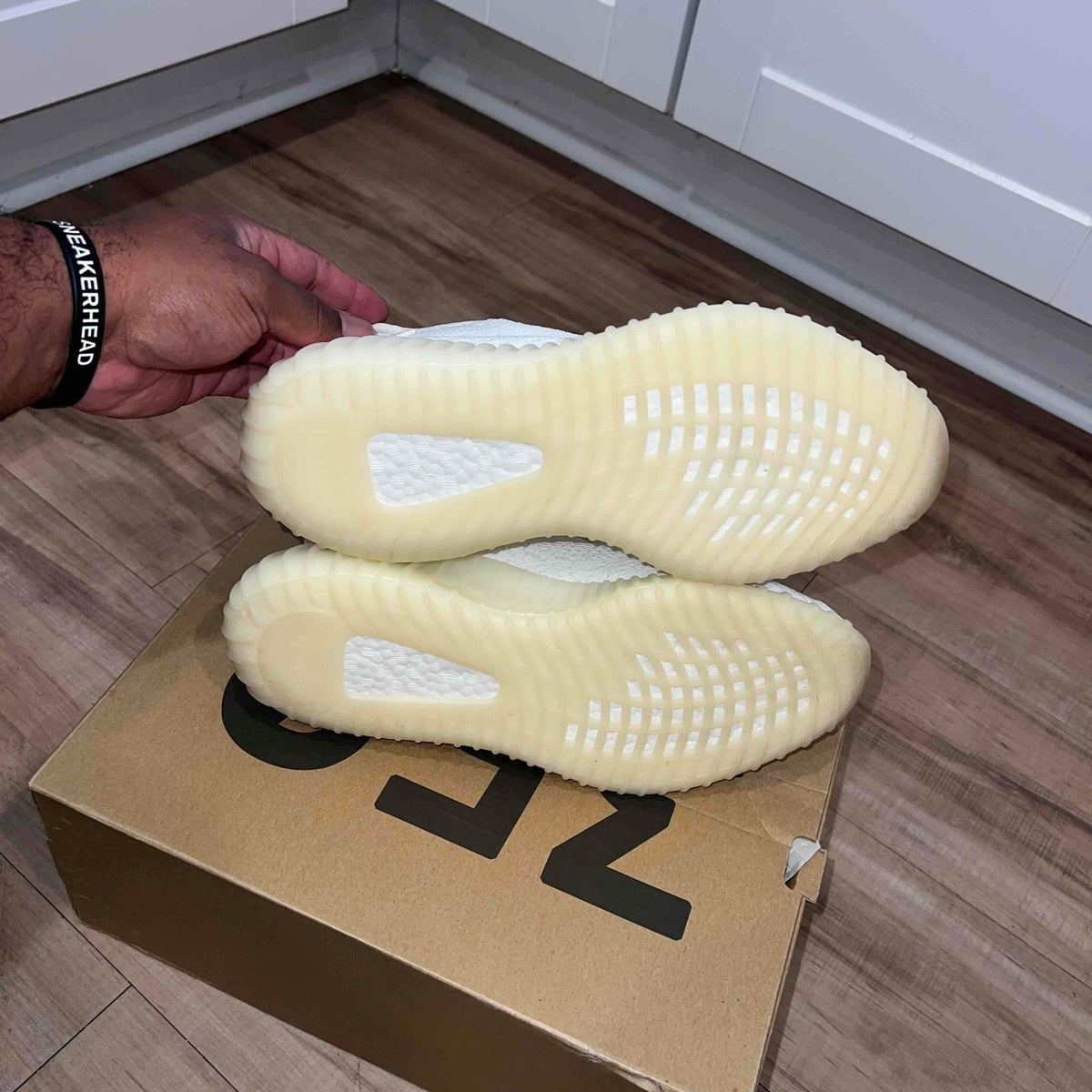 Pre-Owned adidas Yeezy Boost 350 V2 'Cream White / Triple White' - photo 5