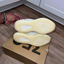 Load image into Gallery viewer, Pre-Owned adidas Yeezy Boost 350 V2 'Cream White / Triple White' - photo 5