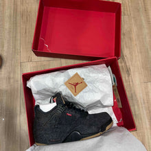 Load image into Gallery viewer, Pre-Owned Levi's x Air Jordan 4 Retro 'Black Denim' - photo 8
