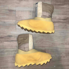 Load image into Gallery viewer, Pre-Owned adidas Yeezy Knit Runner Boot 'Sulfur' - photo 2