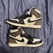 Load image into Gallery viewer, Pre-Owned Air Jordan 1 Retro High OG 'Dark Mocha' - photo 2