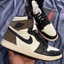 Load image into Gallery viewer, Pre-Owned Air Jordan 1 Retro High OG 'Dark Mocha' - photo 8