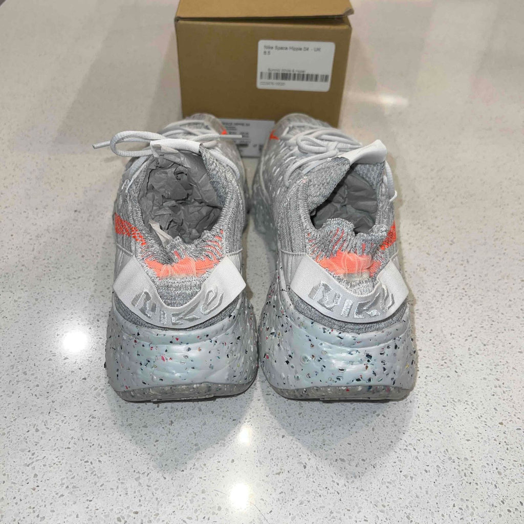 Pre-Owned Nike Wmns Space Hippie 04 'This Is Trash - Crimson' - photo 4