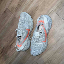 Load image into Gallery viewer, Pre-Owned Nike Wmns Space Hippie 04 'This Is Trash - Crimson' - photo 10