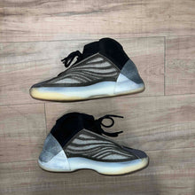 Load image into Gallery viewer, Pre-Owned adidas Yeezy Quantum 'Barium' - photo 2