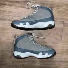 Load image into Gallery viewer, Pre-Owned Air Jordan 9 Retro 'Cool Grey' 2012 - photo 2