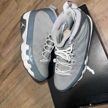 Load image into Gallery viewer, Pre-Owned Air Jordan 9 Retro 'Cool Grey' 2012 - photo 10