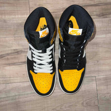 Load image into Gallery viewer, Pre-Owned Air Jordan 1 Retro High OG 'Yellow Toe' - photo 3