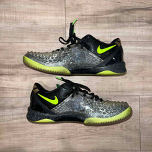 Load image into Gallery viewer, Pre-Owned Nike Kobe 8 SS 'Christmas' - photo 2