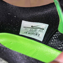Load image into Gallery viewer, Pre-Owned Nike Kobe 8 SS 'Christmas' - photo 7