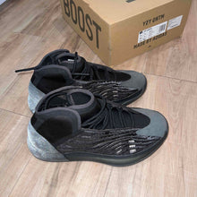Load image into Gallery viewer, Pre-Owned adidas Yeezy Quantum 'Onyx' - photo 8