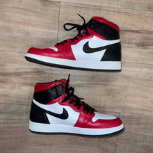 Load image into Gallery viewer, Pre-Owned Wmns Air Jordan 1 Retro High OG 'Satin Red' - photo 2