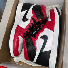 Load image into Gallery viewer, Pre-Owned Wmns Air Jordan 1 Retro High OG 'Satin Red' - photo 8