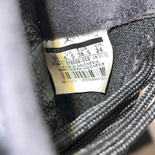 Load image into Gallery viewer, Pre-Owned Air Jordan 11 GS '72-10' - photo 7