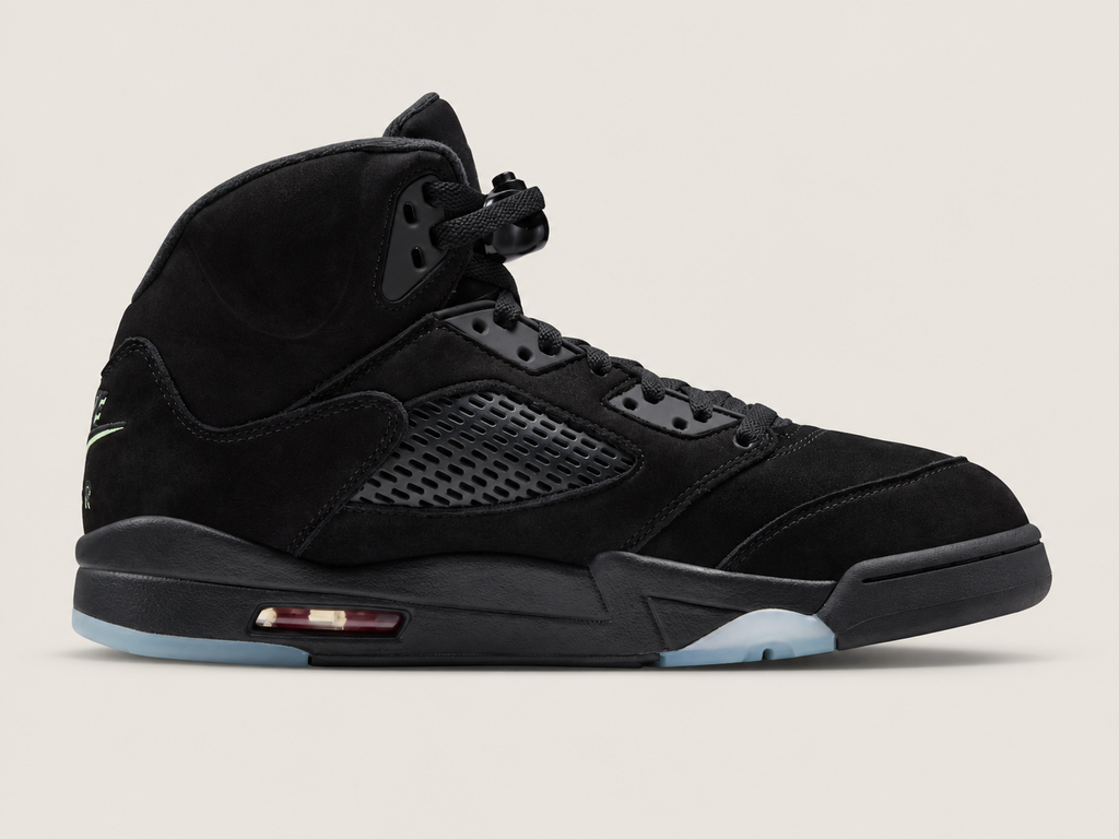 Air Jordan 5 Halloween size 13 — opposite side view