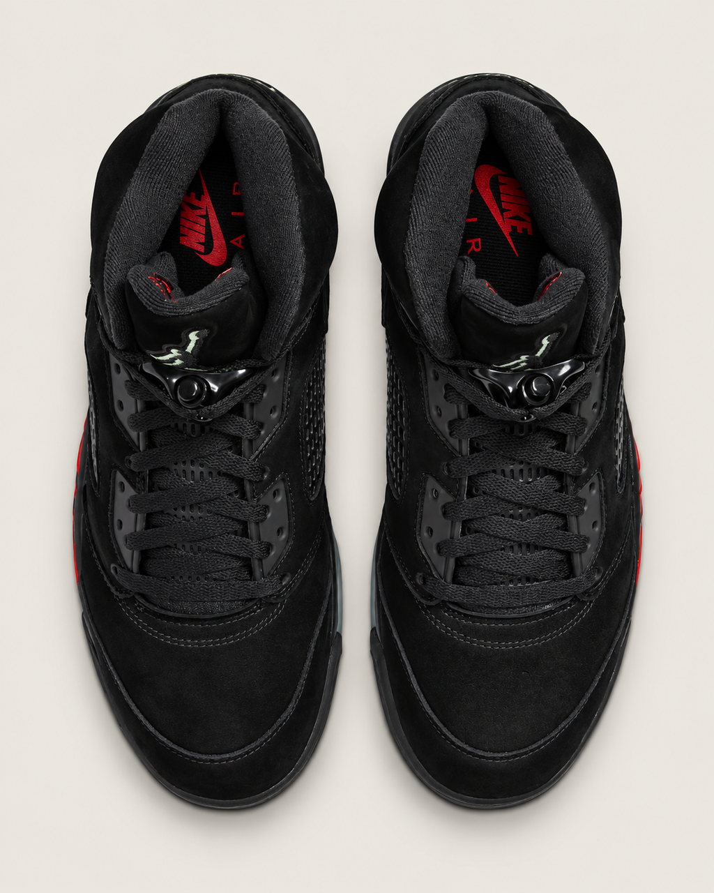 Air Jordan 5 Halloween size 13 — overhead view