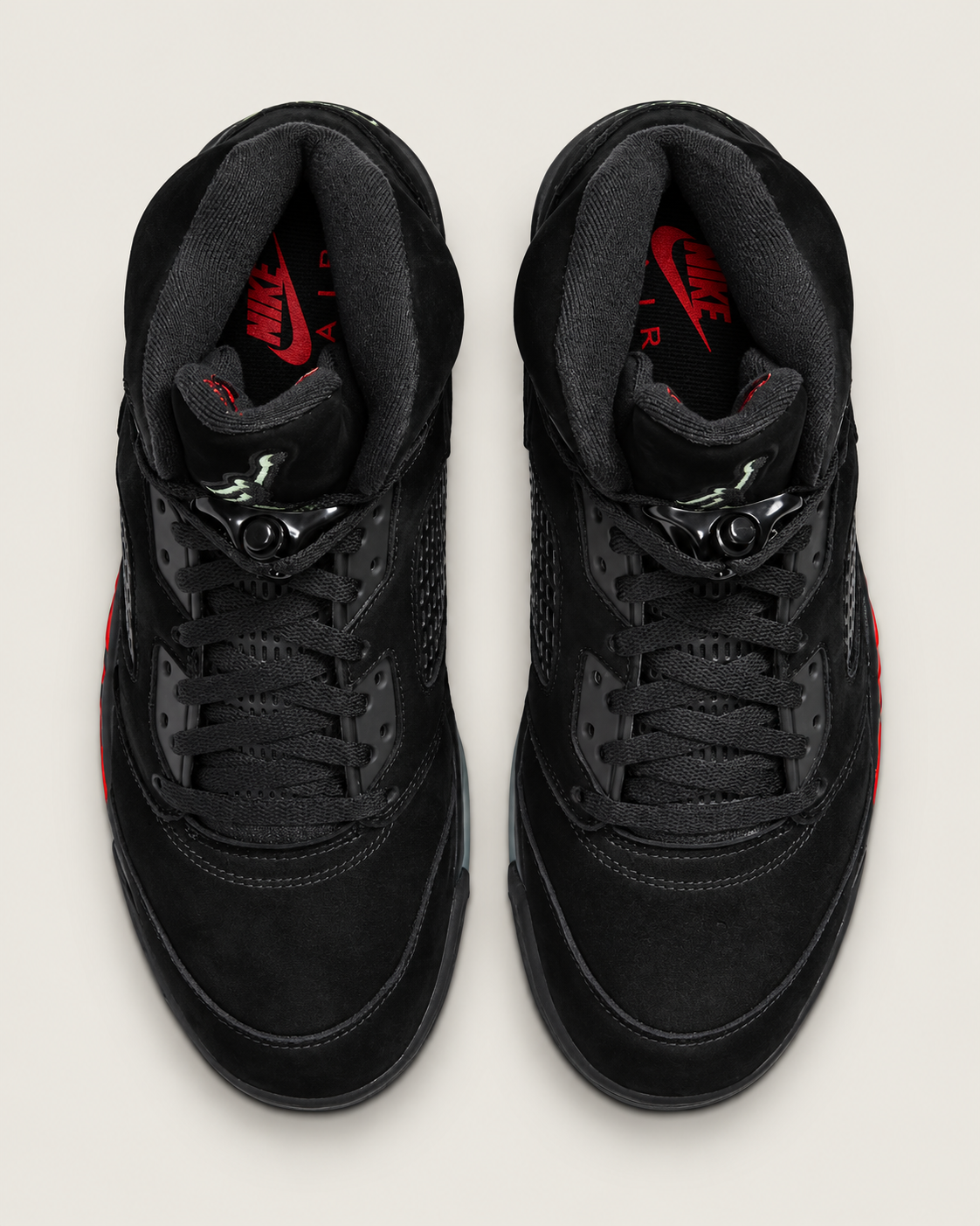 Air Jordan 5 Halloween size 13 — overhead view